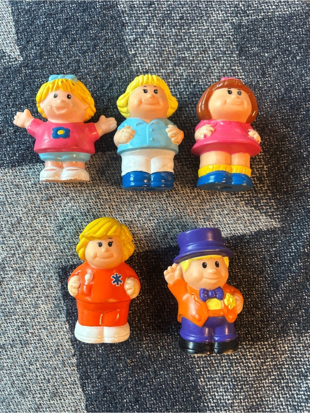 Lot of 5 Vintage Shellcore Figures